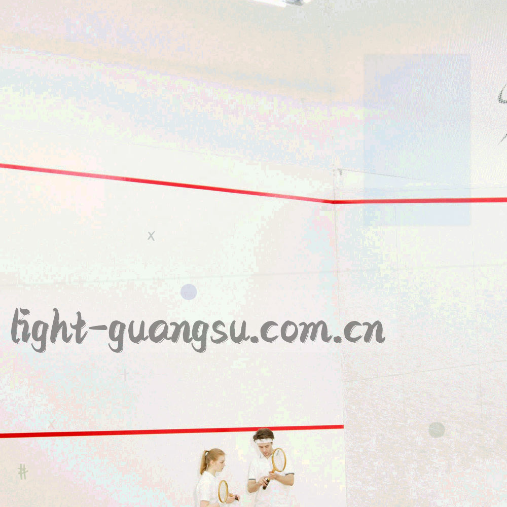 分级展示会员权益的金字塔图表